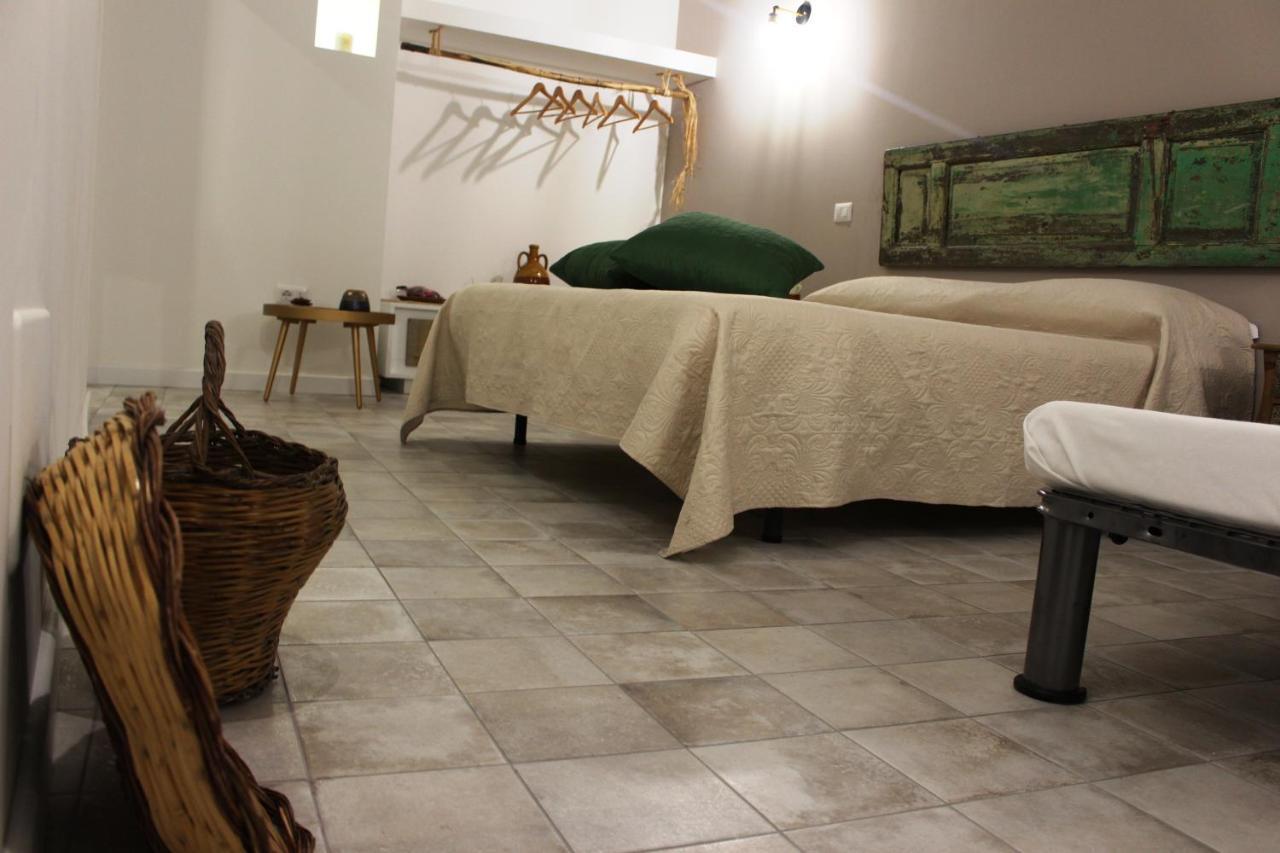 Casa Mazzone Bed and Breakfast Ciro Exteriör bild