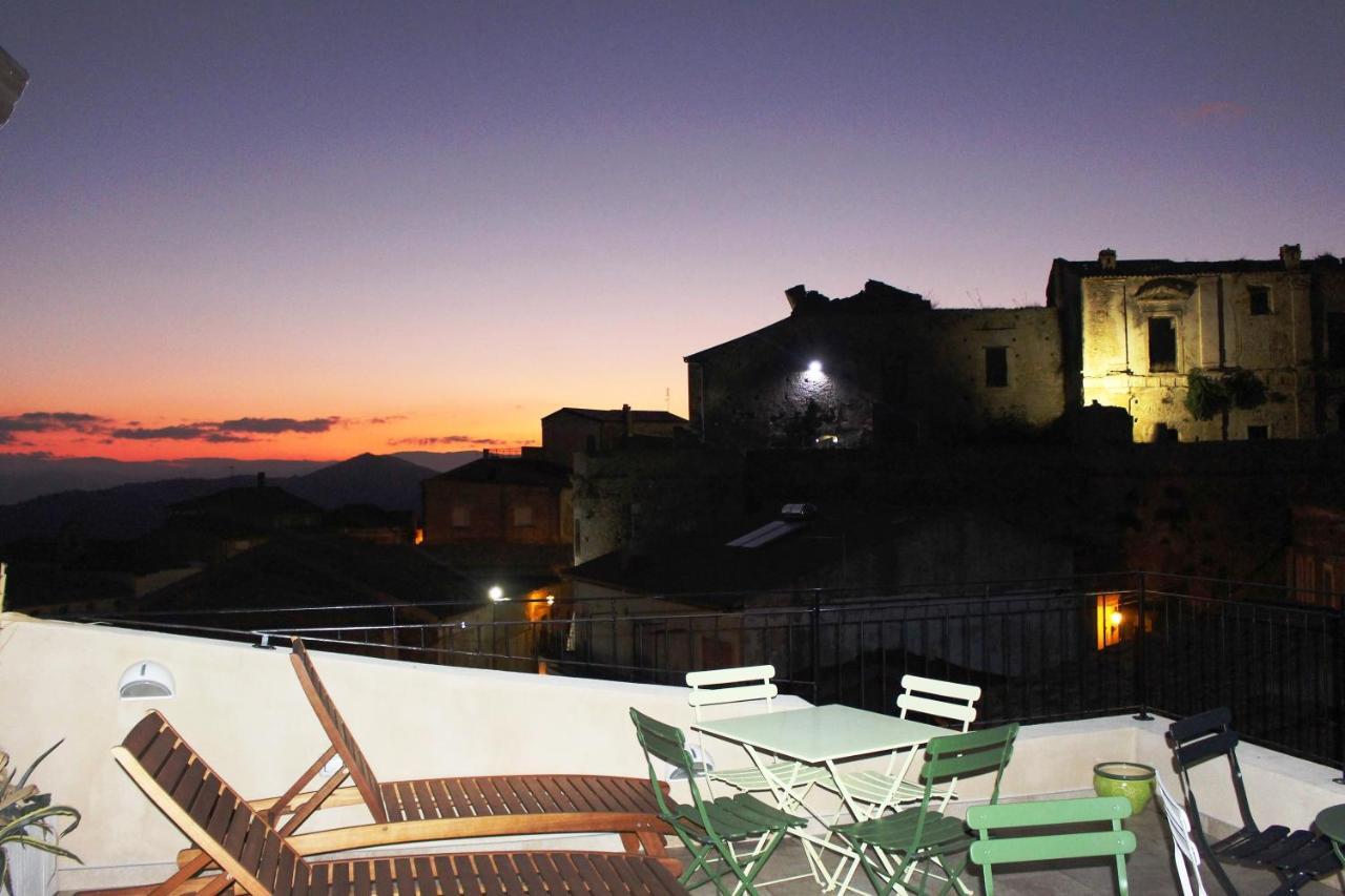 Casa Mazzone Bed and Breakfast Ciro Exteriör bild